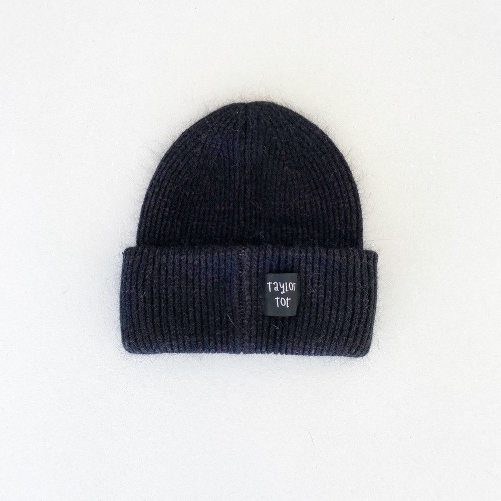 NWT Knit Rabbit Fur Toques - Picture 4 of 10